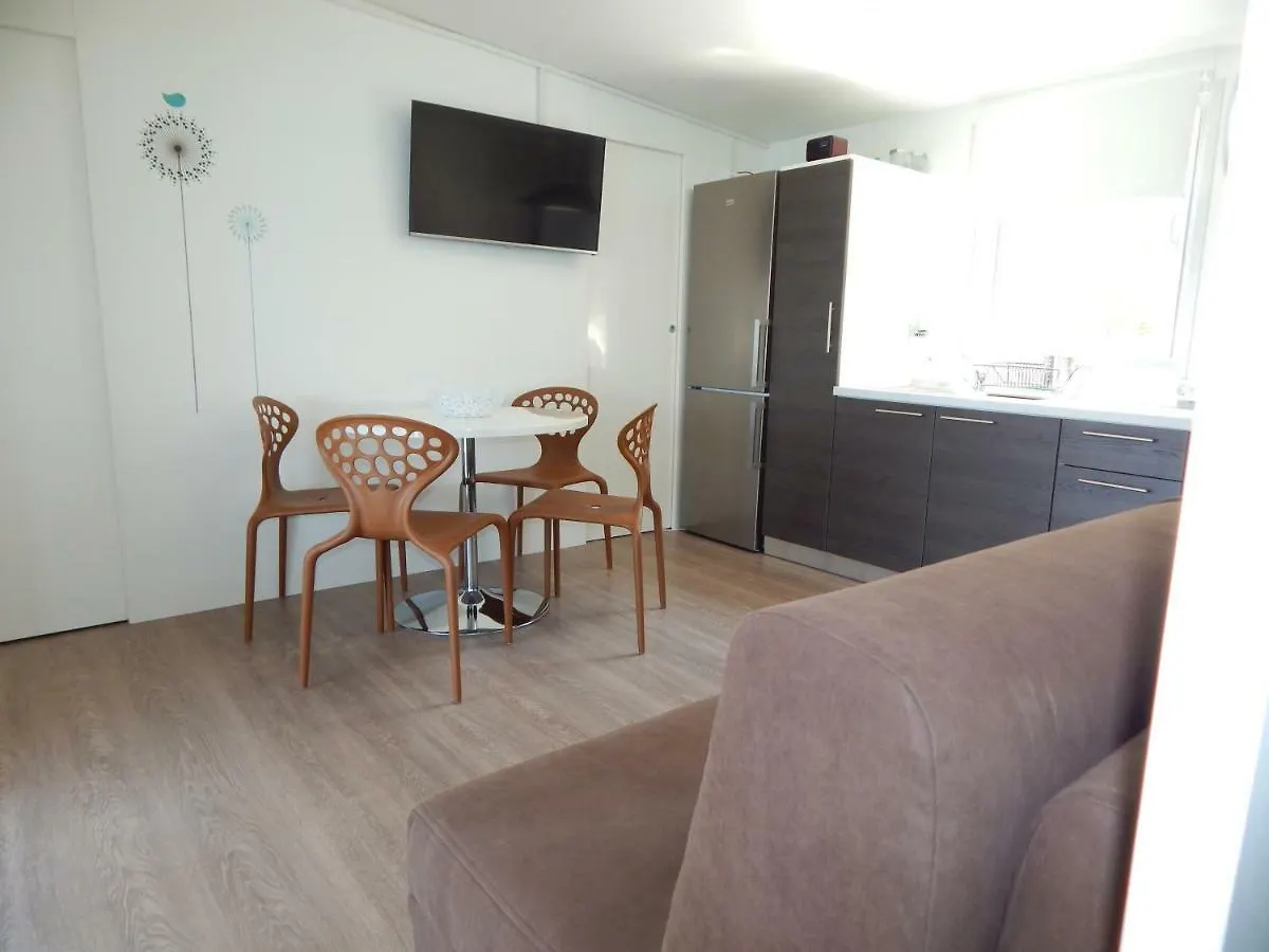 Mobile House On Drage Beach Pakoštane 0*,  克罗地亚